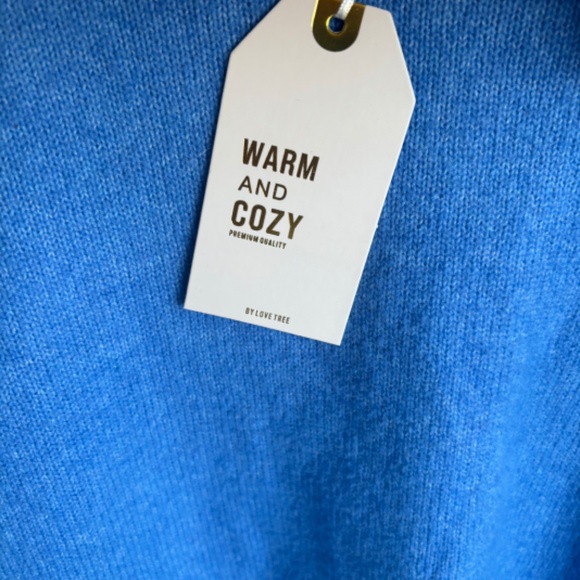 Turtleneck Sweater - Picture 4 of 4